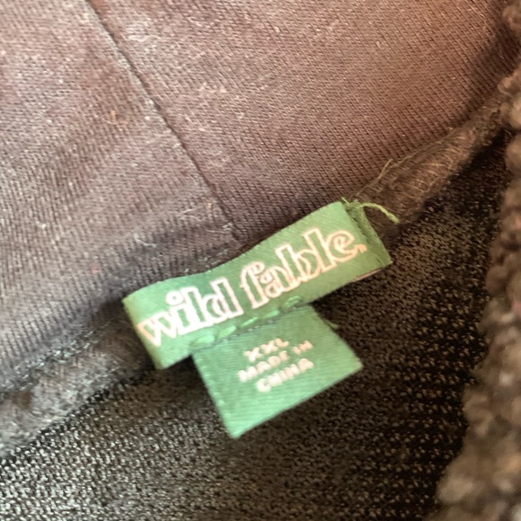 Teddy Sweatshirt - Picture 2 of 2